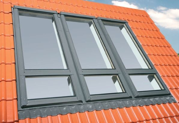 electro pivot çatı penceresi